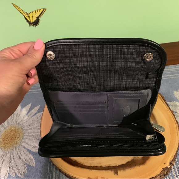 Thirty One wallet - Picture 2 of 3